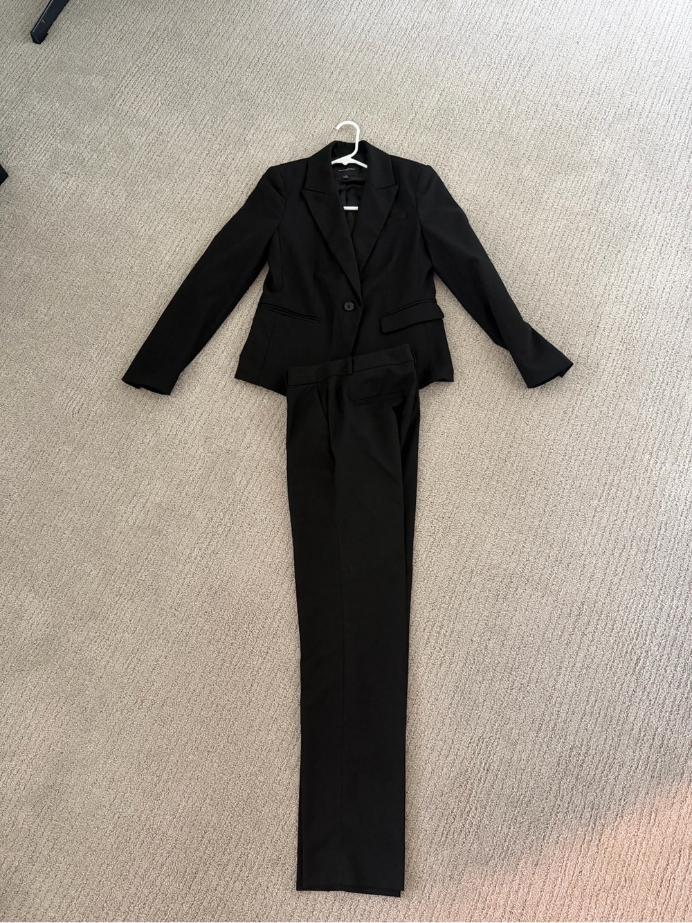 Banana republic Classic Black Women's Suit Jacket & Pants Set